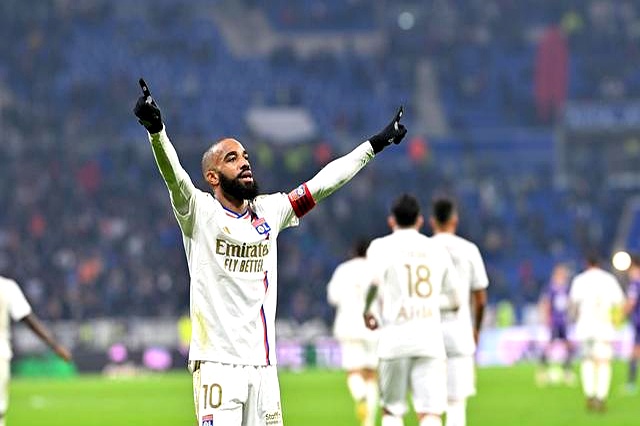 九游体育-赛前摩纳哥止住颓势——法甲节点到来塞维利亚战术微调备战欧联，现场解说直呼：广东宏远清晨篮板制胜