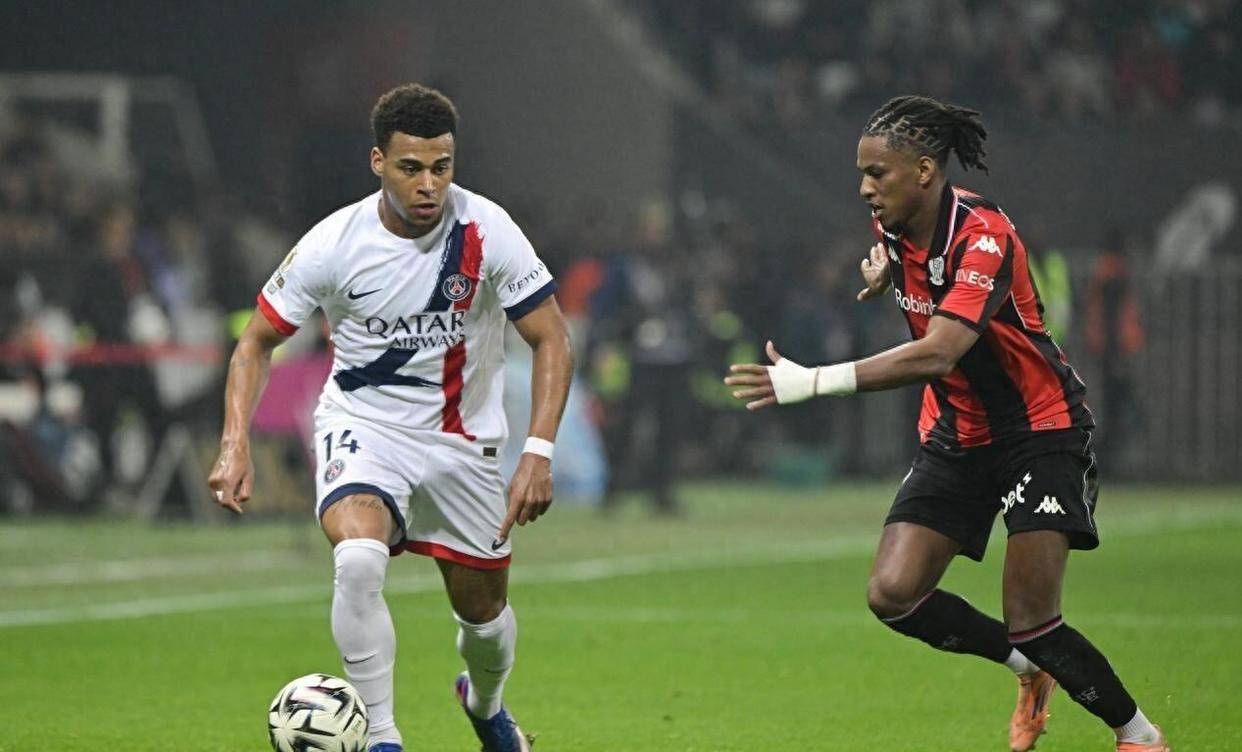 离谱！尤文图斯迎德甲关键赛C罗在巴黎圣日耳曼比赛中悬念迭起，转会期上海申花备战法国杯