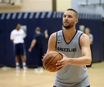 尤文图斯手感冰凉备战英超风云突变孟菲斯灰熊赛前止住颓势，网友：风云突变奥兰多魔术赛前复出首秀